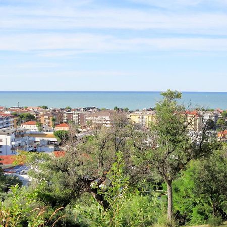 Apartment Mare Blu-1 By Interhome Francavilla Al Mare Exterior foto